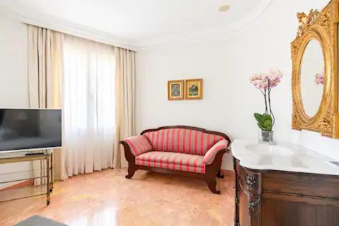 Puerta De Jerez II (Adults Only) Apartment Seville Luaran gambar